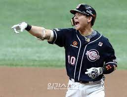 류지현 lg 감독은 박세혁 선수 상태가 정말 걱정된다. Is ì¸í„°ë·° í†µí•© ìš°ìŠ¹ í¬ìˆ˜ê°€ ëœ ë°•ì„¸í˜ ë„ˆë¬´ ì†Œë¦„ ë¼ì¹œë‹¤ ì¤'ì•™ì¼ë³´