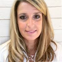 Stacy Knorr's Instagram, Twitter & Facebook