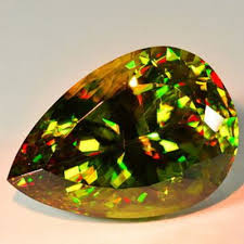 Sphene Titanite Gem Crafty Cristian Minerals And Gemstones Stones And Crystals Precious Gems