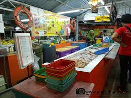 Situated deep inside the village, your food is prepared firsthand after you choose your fish. Tempat Menarik Di Melaka Makan Malam Di Ikan Bakar Parameswara Ana Suhana