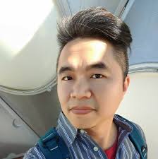 日本自助旅遊中毒者- 你去日本會買酒嗎？大家有推薦哪一支，或是哪個地方出產的日本清酒嗎？(飲酒過量有礙健康)  圖為手串本舖店內，老闆娘是有執照的清酒品評師，店內可以喝到各式日本清酒。 手串本舖