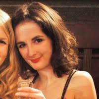 8 "Daisy Buckley" profiles