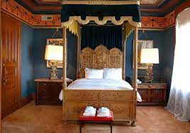 Harriett carolan commissioned plans for the chateau from the parisian architect ernest sanson, at the time france's foremost designer of prestigious private houses. Bed Breakfast Chateau Tivoli San Francisco Trivago De