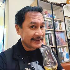 Introducing our new member of the Ruby's family....Hot Chix! Hot Chix is a  new option for those looking to feed their chicken craving 🤤 Their 24 hour  marinaded chicken burgers, deep fried