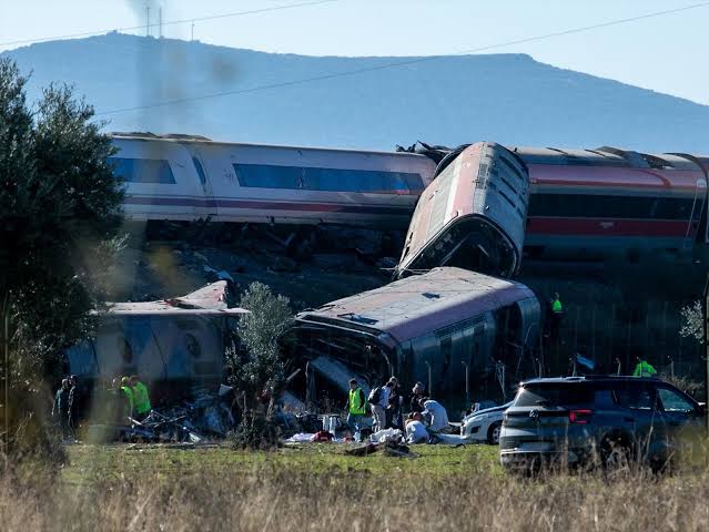 Accidente de tren en Toledo, en directo | Se eleva a 74 el número de muertos  en la tragedia ferroviaria de Urda