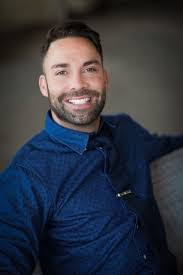 Peter Falcone's Instagram, Twitter & Facebook