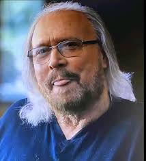 Barry Gibb- This is going to be my last post if I don't get a 𝙃𝙞💔☹️I'm  hurt 💔🥺 all I want now is “hello”from my special woman ❤️❤️🌷