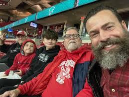 Zachary Guy's Instagram, Twitter & Facebook