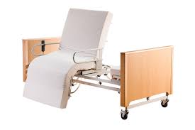 Betten mit einer breite von 140 cm lassen sich hin und wieder problemlos von zwei personen nutzen. Drehbett Mobilia Muller Muhle Pflegebetten