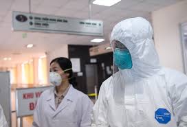 Một đoạn phố trúc bạch, hà nội, nơi cư trú của ca nhiễm virus corona thứ 17 ở việt nam, bị cách. Viá»‡t Nam Co Them 4 Ca Nhiá»…m Má»›i 16 Ca Ä'Æ°á»£c Cong Bá»' Khá»i Covid 19 Bao Nhan Dan