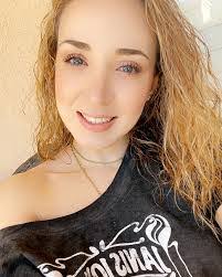 Yvette Acedo's Instagram, Twitter & Facebook