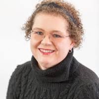 Janet Metcalf's Instagram, Twitter & Facebook