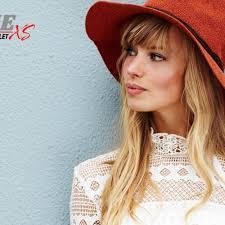 Macy Stein's Instagram, Twitter & Facebook