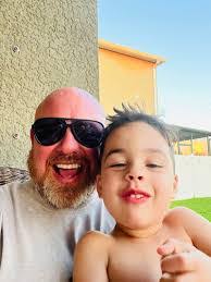 Kyle Christopherson's Instagram, Twitter & Facebook