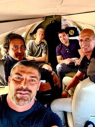 🚨🔵🔴 Dani Olmo and exclusive first picture as Barça player, just landed.  🛩️ Olmo next to Barça director Deco key to seal the agreement with RB  Leipzig today with Andy Bara, Juanma