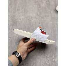 Designed by surfer and vans team member leila hurst, the vans style 36 decon sf shoes are a refreshing take on a classic style. Vans Leila Hurst Slide On Shopee Malaysia