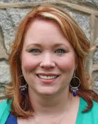 Nichols Completes Leadership Program