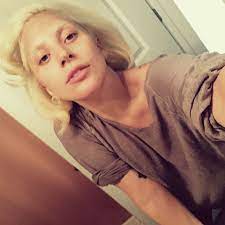 The 17 Best Photos Of Lady Gaga Without Makeup