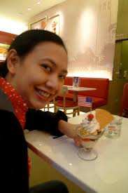 Nikki's Nurturance: Ice Cream Night at Swensen's: Reflections