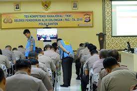Maybe you would like to learn more about one of these? Peserta Seleksi Pag 2019 Polda Banten Jalani Tes Kompetensi Manajerial