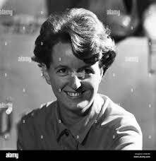 Doreen Long's Instagram, Twitter & Facebook