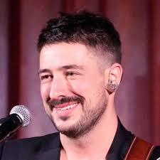Marcus Mumford: Crew Cut With High Fade