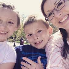 Elise Gilliam's Instagram, Twitter & Facebook