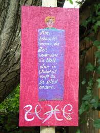 The concept is distinct from those of an adage, brocard, chiasmus, epigram, maxim (legal or philosophical), principle, proverb, and saying. Gartentafeln