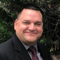 Tim Bendt's Instagram, Twitter & Facebook