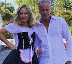 Check spelling or type a new query. Ricardo Carrico Declara Se A Fernanda Serrano Mulher Extraordinaria Celebridades Flash