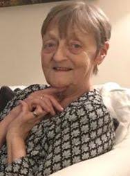 Elizabeth Murtagh's Instagram, Twitter & Facebook