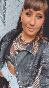 Corina Hayes's Instagram, Twitter & Facebook