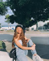 87 7 Mil Me Gusta 873 Comentarios Sydney Serena Sydneyserena En Instagram Cheese Cute Poses For Pictures Photoshoot Poses Poses