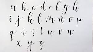 Caligrafia Moderna Alfabeto En Mayusculas Youtube No tenía la menor idea hasta que decidí investigar en instagram de la autora y buscando a fondo me topé con @bydawnnicole y descubrí que era el lettering y empecé a. caligrafia moderna alfabeto en