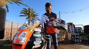 The spaniard was treated at. El Piloto Onubense Hugo Millan Presenta Su Nueva Imagen Y Su Equipo De Trabajo