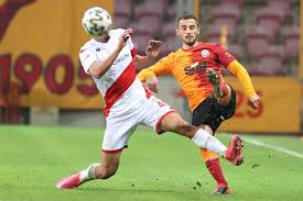 Galatasaray'ın kamp kadrosunda şu oyuncular yer alıyor Lzvociqheuo0pm