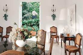 Australian fashion designer carla zampatti has died in hospital, aged 78. House Tour Step Inside Carla Zampatti S Opulent Woollahra Mansion Interior Design Dining Room Carla Zampatti Step Inside