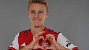 Arsenal could step up their interest in martin odegaard after real madrid indicated they are willing to sell the midfielder for a lower fee . Arsenal Sign Martin Odegaard From Real Madrid For Around 30 Million As Aaron Ramsdale Completes Medical Examination Online Teaching Jobs