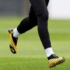 We blackout nike's tiempo legend 7 & puma one 17.1 soccer cleats!more custom boots. Robert Lewandowski Trains In Next Gen Puma Future Soccerbible