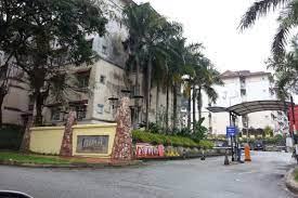 Facing golf view & tropicana view fully funished ( kitchen cabinet , cabinet, drawer, study room ( book shelf ) , tv, tv cabinet, 4 aircons( fully aircon ) , balcony chair. Indah Condominium Untuk Dijual Di Damansara Damai Propsocial