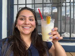 Everything is better in a sweater. ❤️