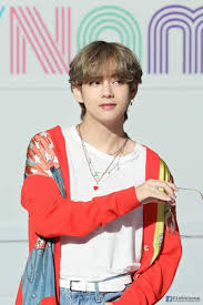 Você encontrará todos os principais hits das músicas do bts. Bts Dynamite V Bts Taehyung Bts V V Taehyung