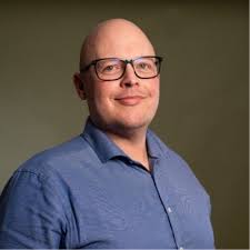 Det bimler og bamler. Skøn uge med nyt program i kassen af Nak og ÆD. Vi  glæder os til at vise denne sæson efter sommerferien trut trut appelsin”