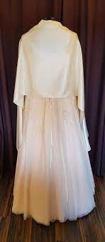 Maybe you would like to learn more about one of these? Brautkleid Mit Sola Brautkleid Kleider Braut