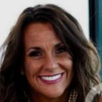 Melinda Farmer's Instagram, Twitter & Facebook