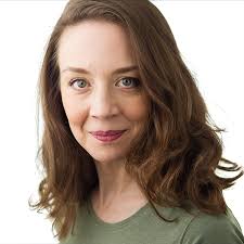 Sara Barker's Instagram, Twitter & Facebook