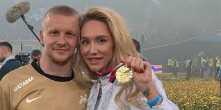 Тоттенхэм хотспурс (также известные как шпоры) и сборной англии. Zhena Smolnikova Mne Nadoel Futbol Ya Nikogda Ne Lyubila I Ne Ponimala Etu Igru