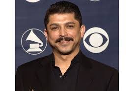 Joann Sutherland's Instagram, Twitter & Facebook