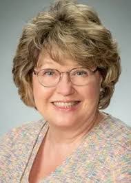 Laura Mallett's Instagram, Twitter & Facebook