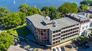 Yelp is a fun and easy way to find, recommend and talk about what's great and not so great in hamburg and beyond. Studieren An Der Hochschule Fresenius In Hamburg Bachelor Master